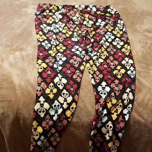 LuLaRoe Pants - 🙎‍♀️ ladies Mickey Mouse lularoe leggings